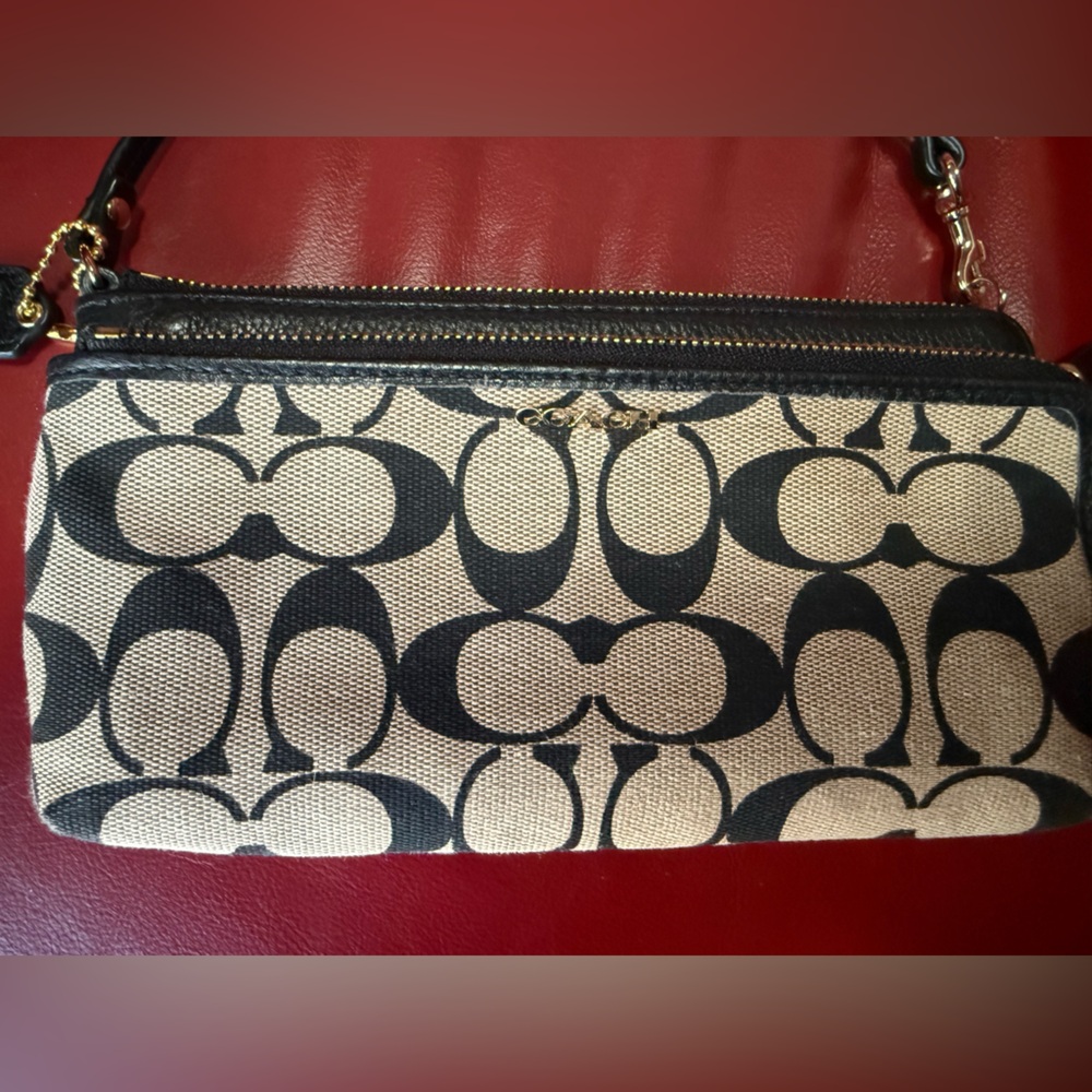 Coach Signature Madison Double Zip Wristlet Wallet - Picture 2 of 7